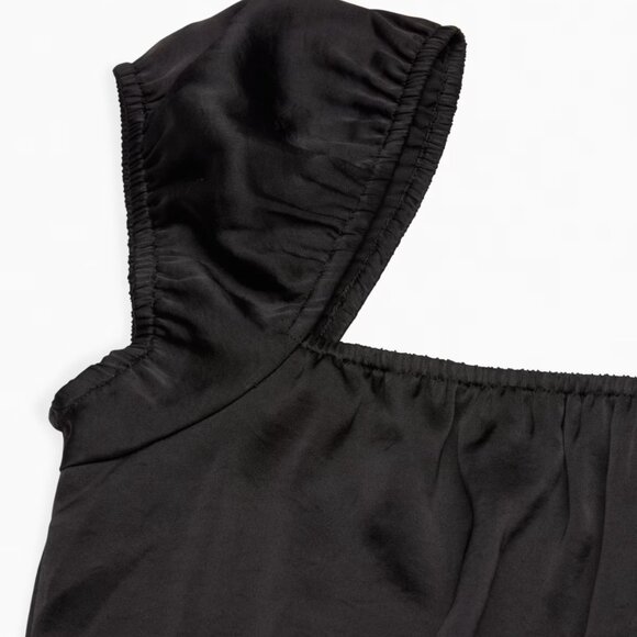 NWT Medium Black Wilfred Aritzia Ethereal Satin Blouse - Picture 2 of 8